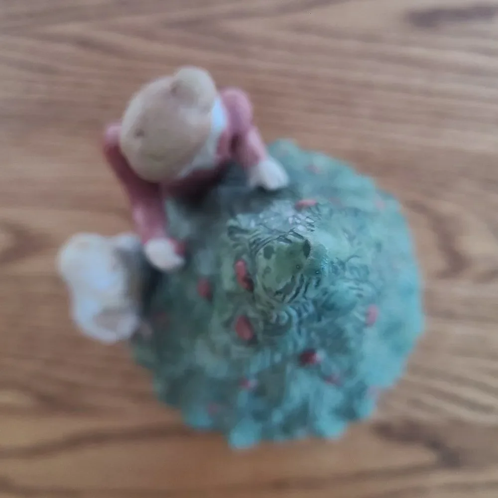 Claire Burke Holiday Music Box Oh Christmas Tree Mother & Child Decorating Tree